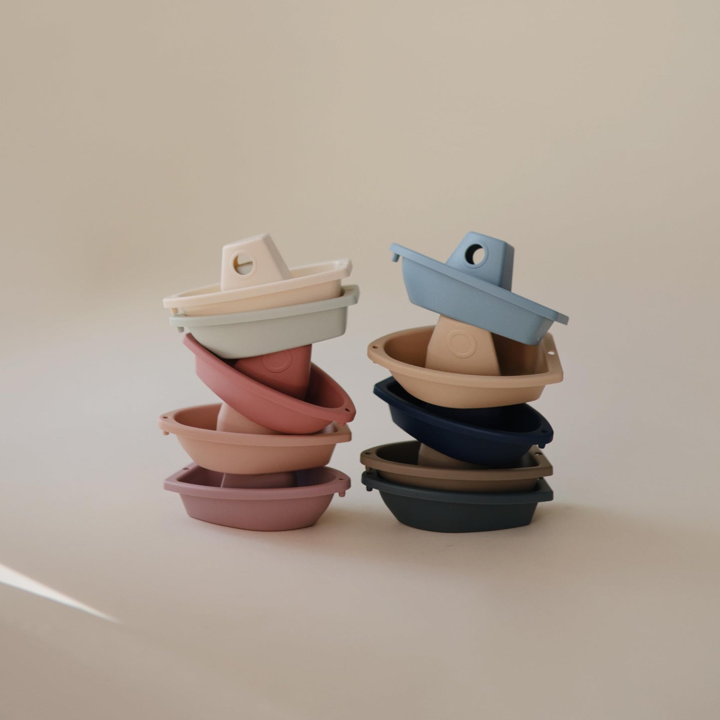 Mushie Stackable Bath Boats Toy (Ocean) | Floating Bathtub Toys For Baby & Toddler, Set Of 5 | Made In Denmark